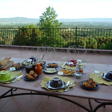 Bed And Breakfast La Maison De Nathalie Les Mayons Екстериор снимка