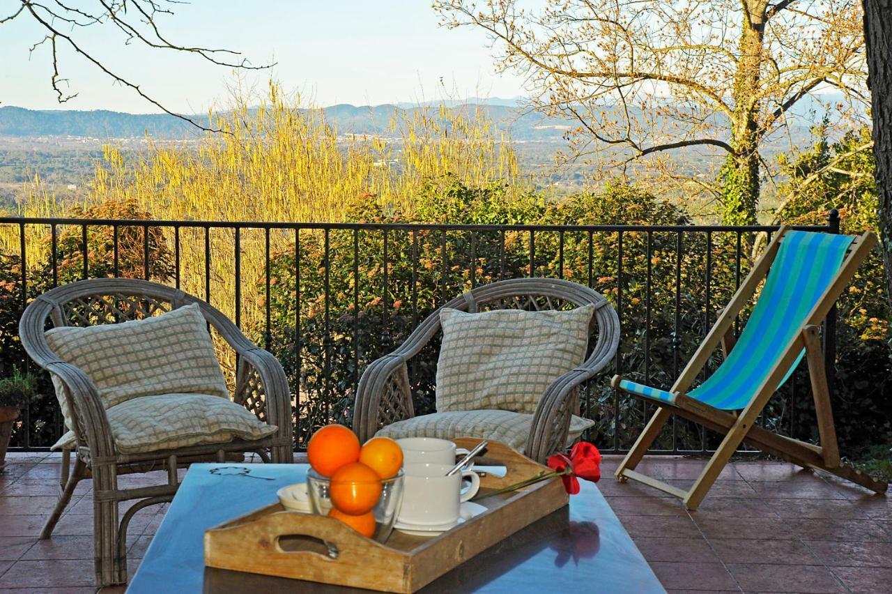 Bed And Breakfast La Maison De Nathalie Les Mayons Екстериор снимка