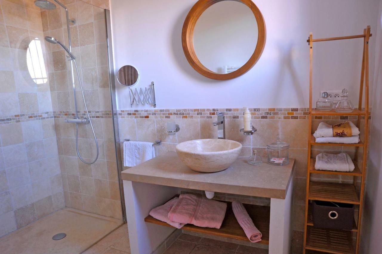 Bed And Breakfast La Maison De Nathalie Les Mayons Екстериор снимка